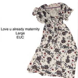 Maternity maxi dress